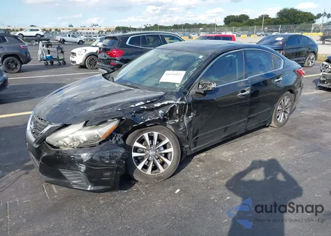 2016 Nissan Altima 2.5 Sv z USA, uszkodzony, nr VIN 1N4AL3AP8GC123603